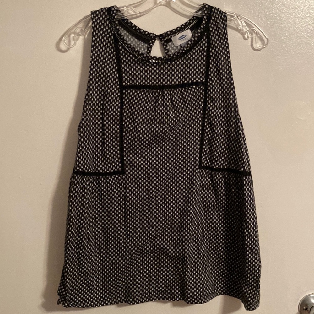 Old Navy Women’s Tank Top (size L)